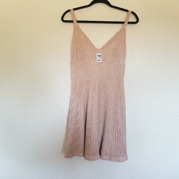 Charlotte Russe Dresses & Skirts - NWT Charlotte Russe Women's Crochet Style Dress